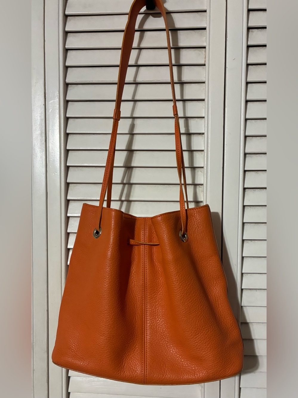 NWT! Talbots’s Classic Leather Tote Bag in Orange